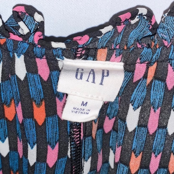 GAP Short Sleeve Blouse - Picture 8 of 8